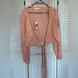 Gimmicks by BKE Peach Lace Blouse